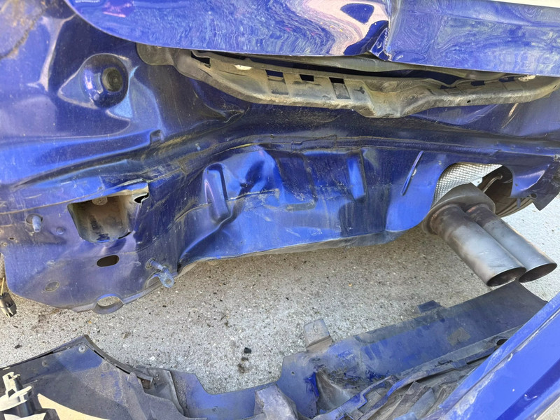 FORD FIESTA ST 1.6T 182 — zdjęcie 15