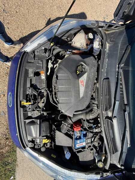 FORD FIESTA ST 1.6T 182 — zdjęcie 17