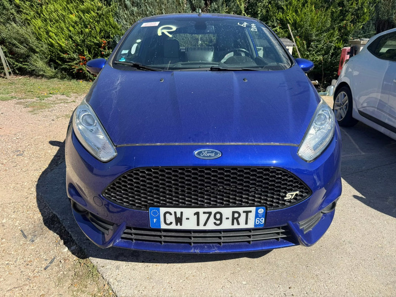 FORD FIESTA ST 1.6T 182 — zdjęcie 2