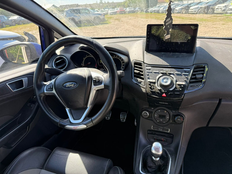 FORD FIESTA ST 1.6T 182 — zdjęcie 9