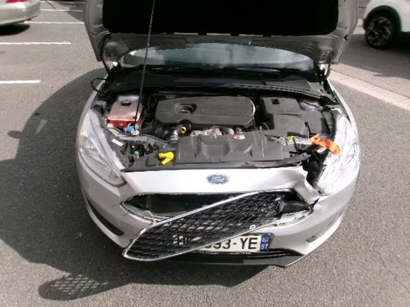 FORD FOCUS 1.5 TDCI 5P — zdjęcie 5