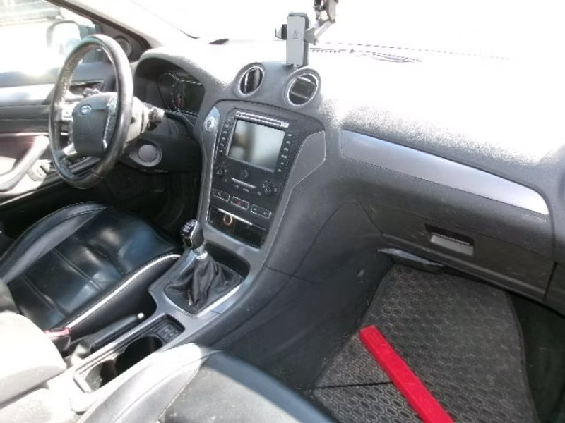 FORD MONDEO 2.0 TDCI 5P — zdjęcie 6