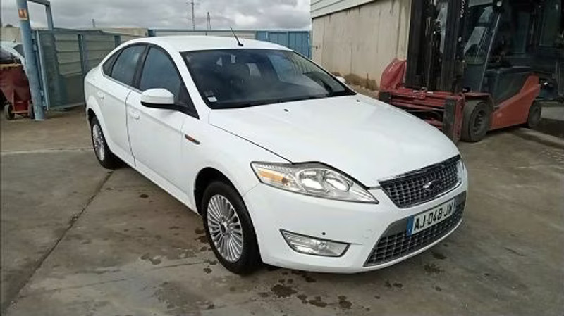 FORD MONDEO III 1.8 TDCI — zdjęcie 2