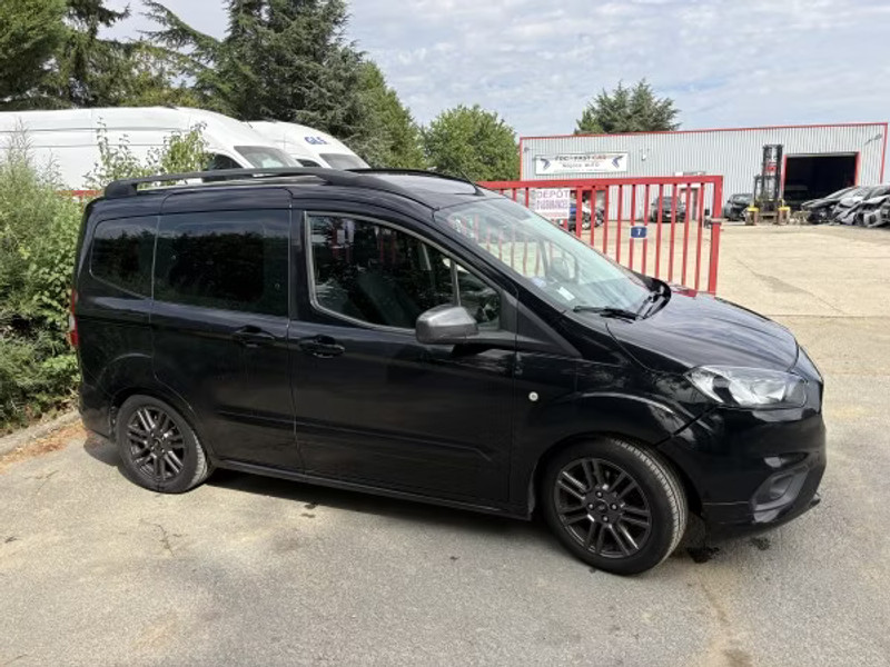 FORD Tourneo — zdjęcie 4