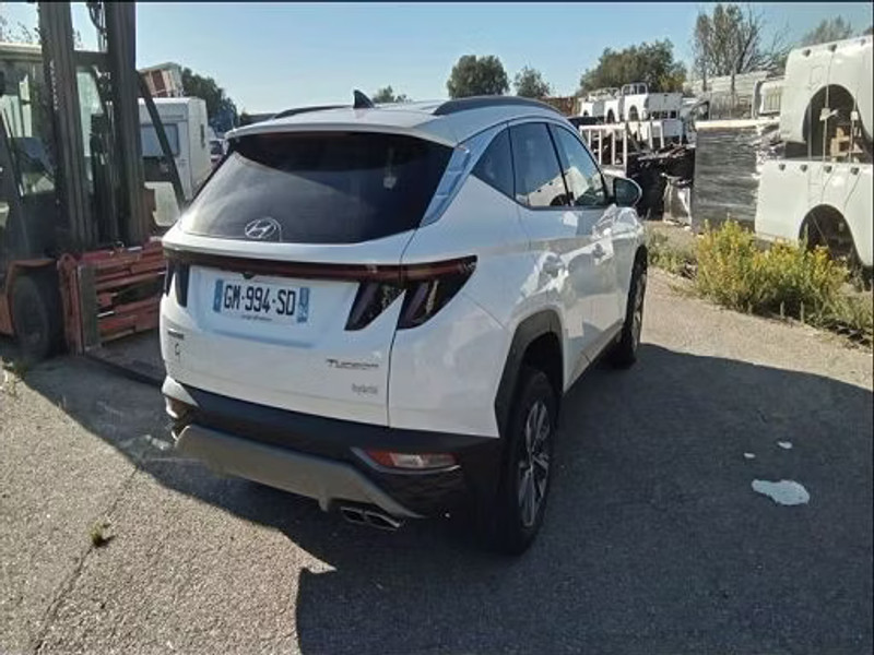 HYUNDAI TUCSON III 1.6 T-GDI HYBRID — zdjęcie 3