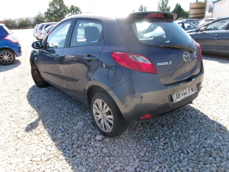 MAZDA 2 1.4 MZCD 5P — zdjęcie 3