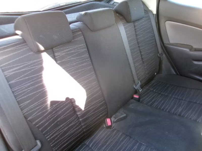 MAZDA 2 1.4 MZCD 5P — zdjęcie 7