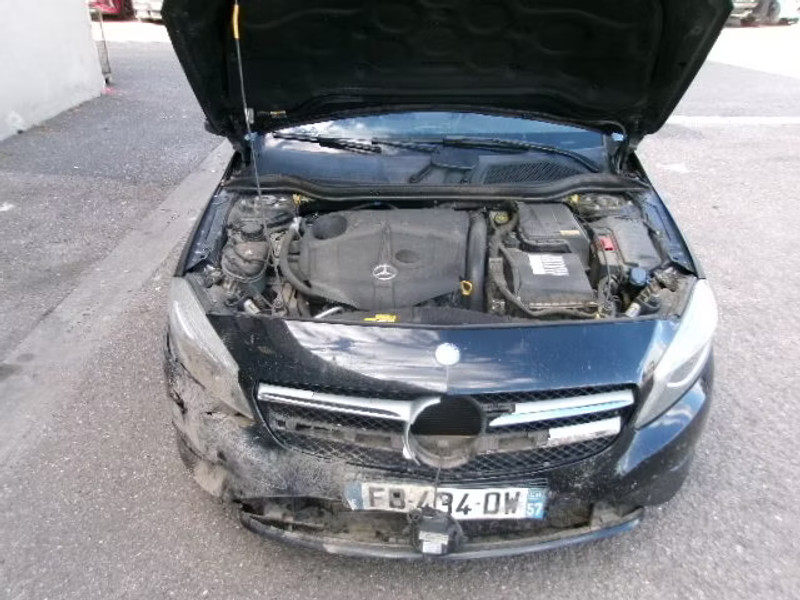 MERCEDES A200 1.8 CDI BA 5P — zdjęcie 5