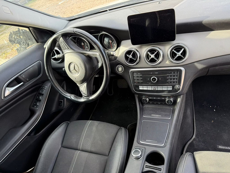 MERCEDES GLA 200 2.1 D 136 4 MATIC — zdjęcie 11