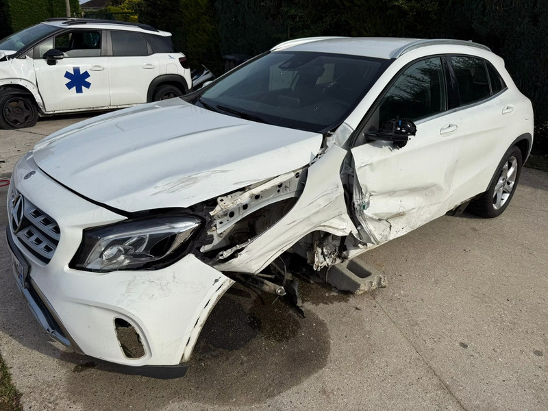 MERCEDES GLA 200 2.1 D 136 4 MATIC — zdjęcie 6