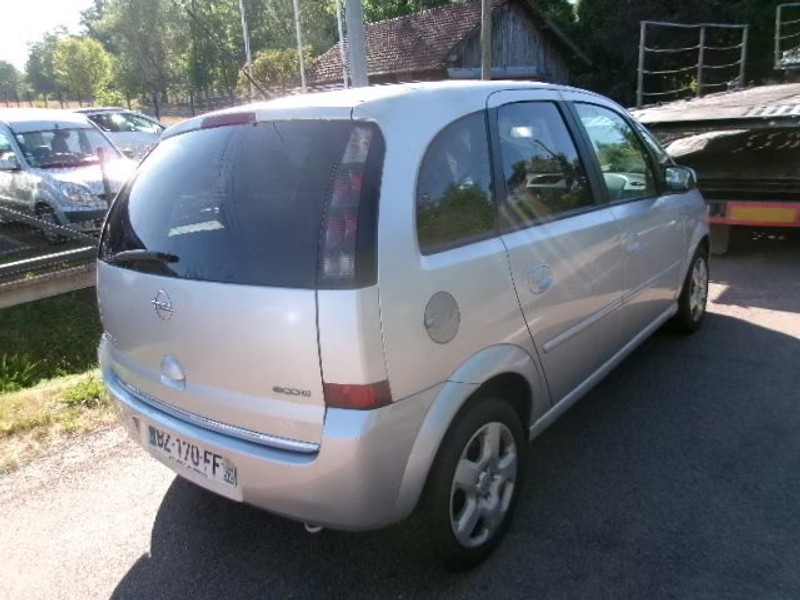 OPEL MERIVA 1.3 CDTI 5P — zdjęcie 4