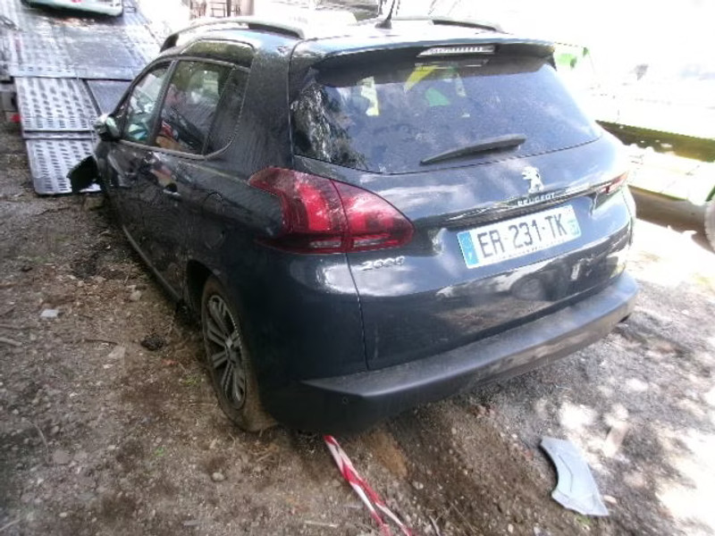 PEUGEOT 2008 1.6 HDI 5P — zdjęcie 3
