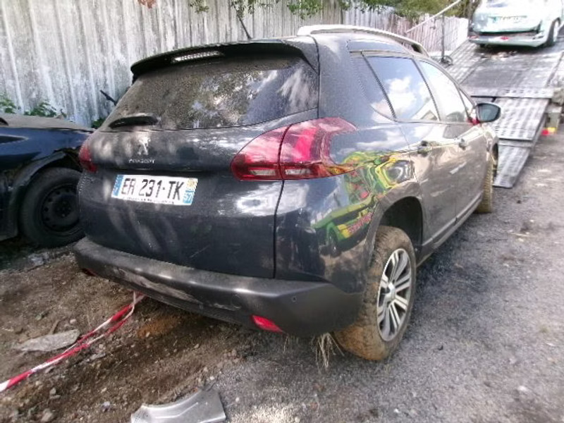 PEUGEOT 2008 1.6 HDI 5P — zdjęcie 4
