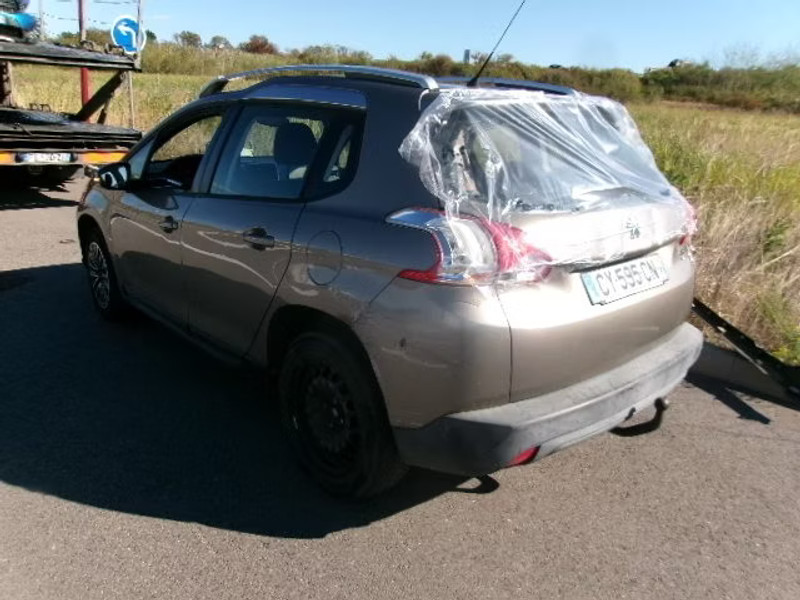 PEUGEOT 2008 1.6 HDI 5P — zdjęcie 3