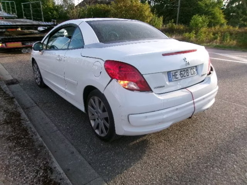 PEUGEOT 207 CC 1.6 I 2P — zdjęcie 3