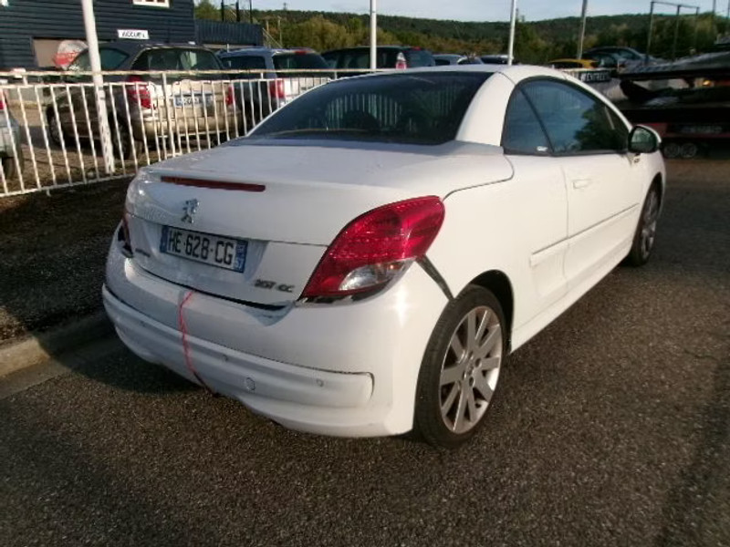 PEUGEOT 207 CC 1.6 I 2P — zdjęcie 4