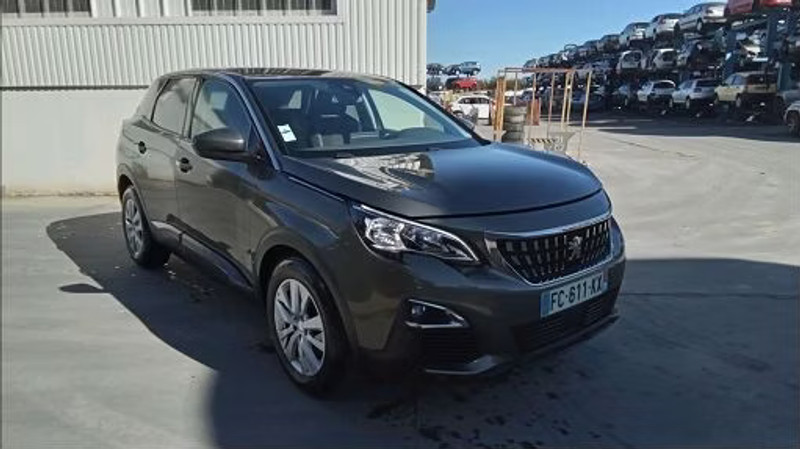 PEUGEOT 3008 II 1.5 BLUEHDI — zdjęcie 2
