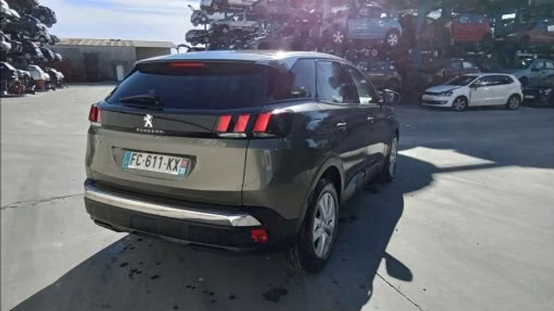 PEUGEOT 3008 II 1.5 BLUEHDI — zdjęcie 3