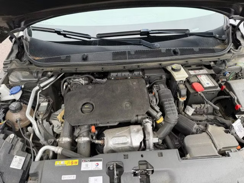 PEUGEOT 308 1.5 HDI 5P — zdjęcie 5