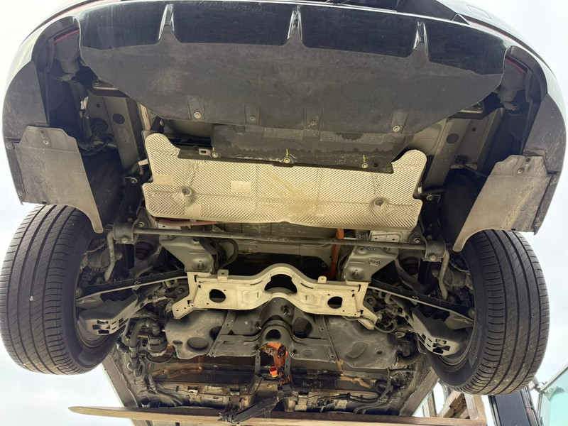 PEUGEOT 508 1.6 PureTech 225 S&S — zdjęcie 18