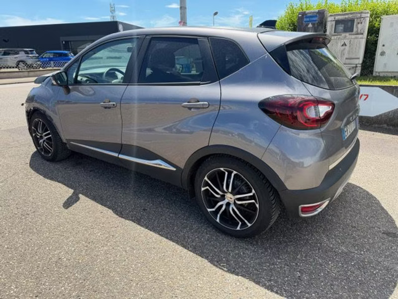 RENAULT CAPTUR 0.9 I 5P — zdjęcie 4