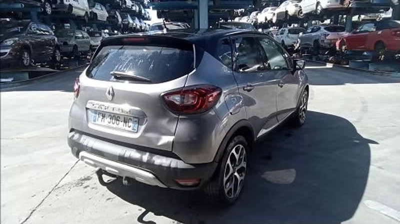 RENAULT CAPTUR 1.3I — zdjęcie 3