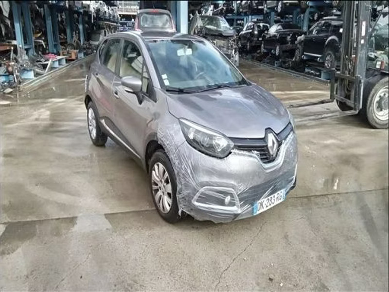 RENAULT CAPTUR 1.5 ENERGY DCI — zdjęcie 2