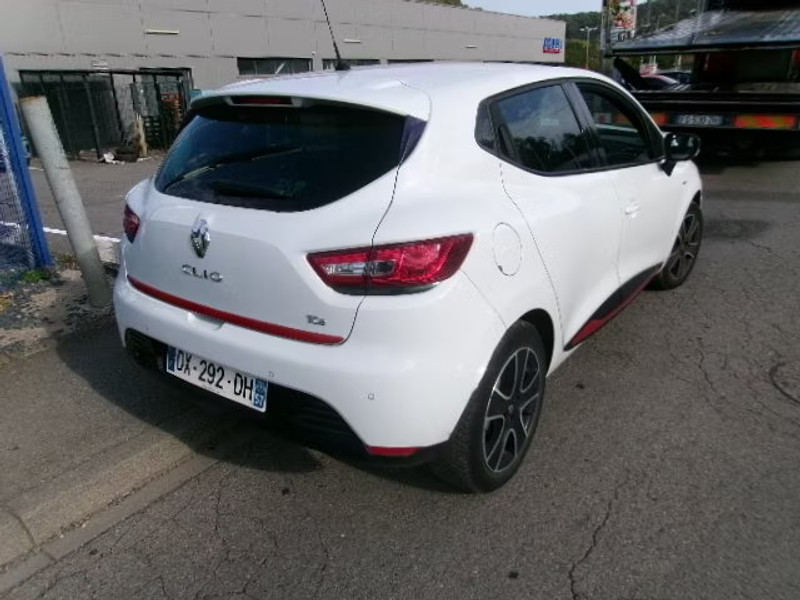 RENAULT CLIO 0.9 TCE 5P — zdjęcie 4