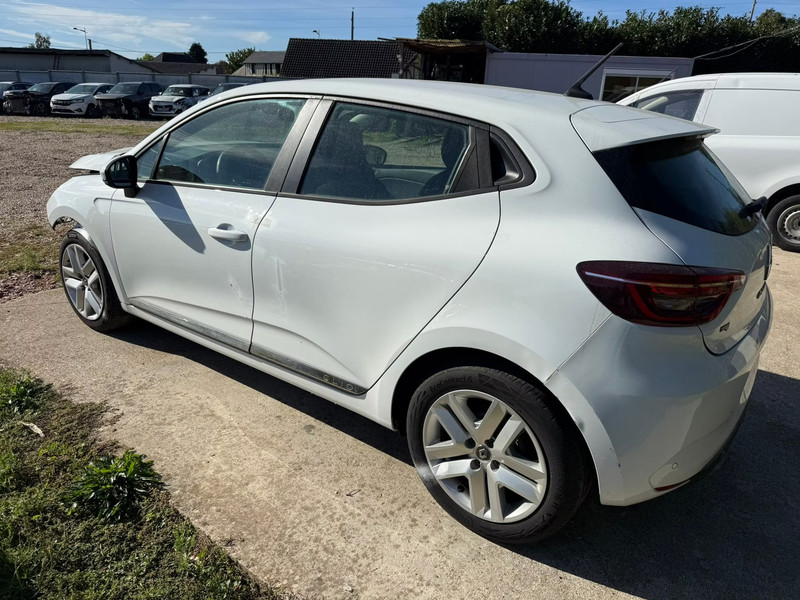 RENAULT CLIO 1.5 BLUE 85 — zdjęcie 3
