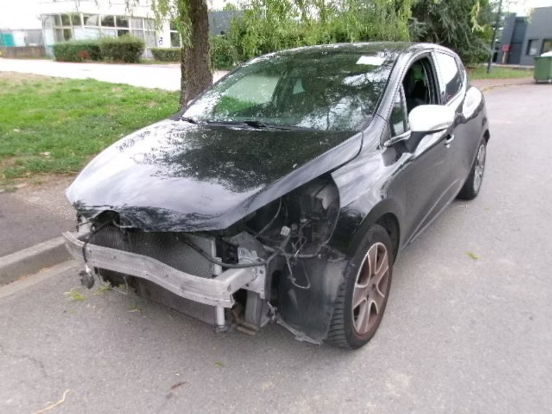 RENAULT CLIO 1.5 DCI 5P — zdjęcie 2