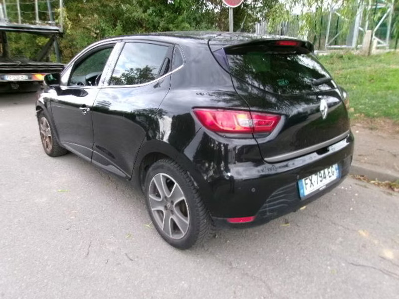 RENAULT CLIO 1.5 DCI 5P — zdjęcie 3