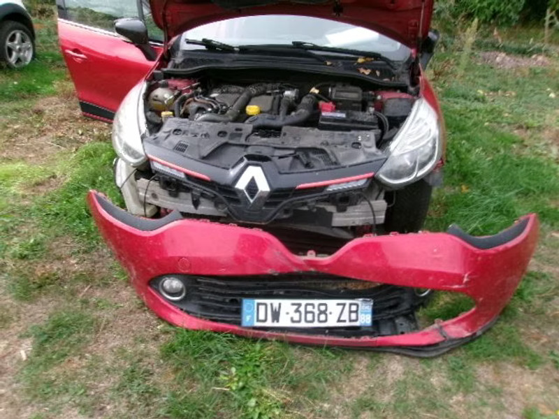 RENAULT CLIO 1.5 DCI 5P — zdjęcie 6