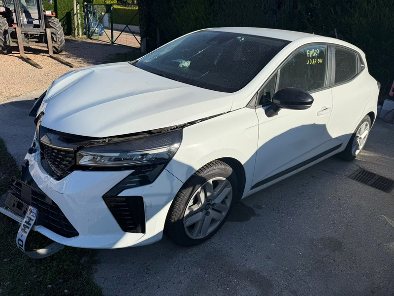RENAULT CLIO 1.6 E-TECH 145 — zdjęcie 3