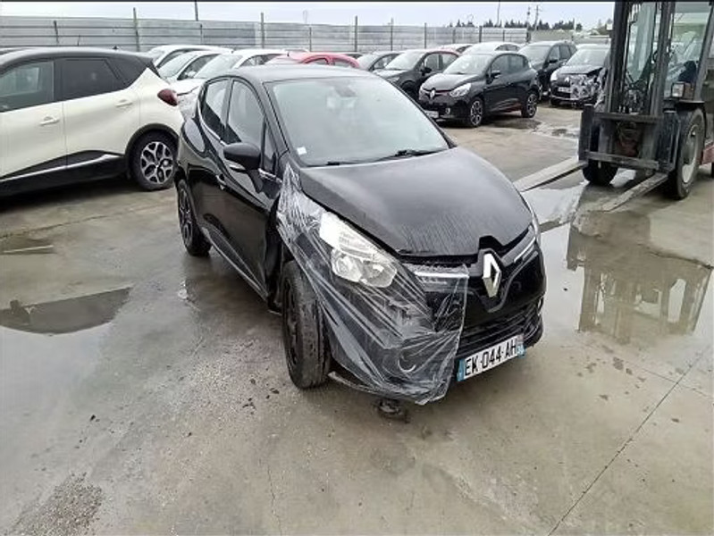 RENAULT CLIO IV 1.5 ENERGY DCI - 90 — zdjęcie 2