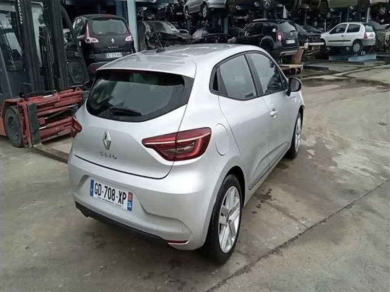 RENAULT CLIO V 1.0 TCE - 90 — zdjęcie 3