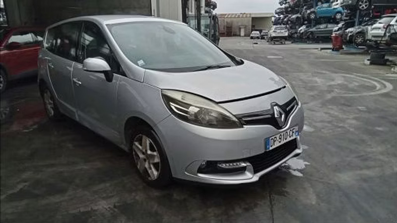 RENAULT GRAND SCENIC III 1.6 DCI — zdjęcie 2