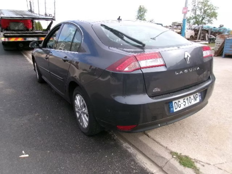 RENAULT LAGUNA 1.5 DCI 5P — zdjęcie 3