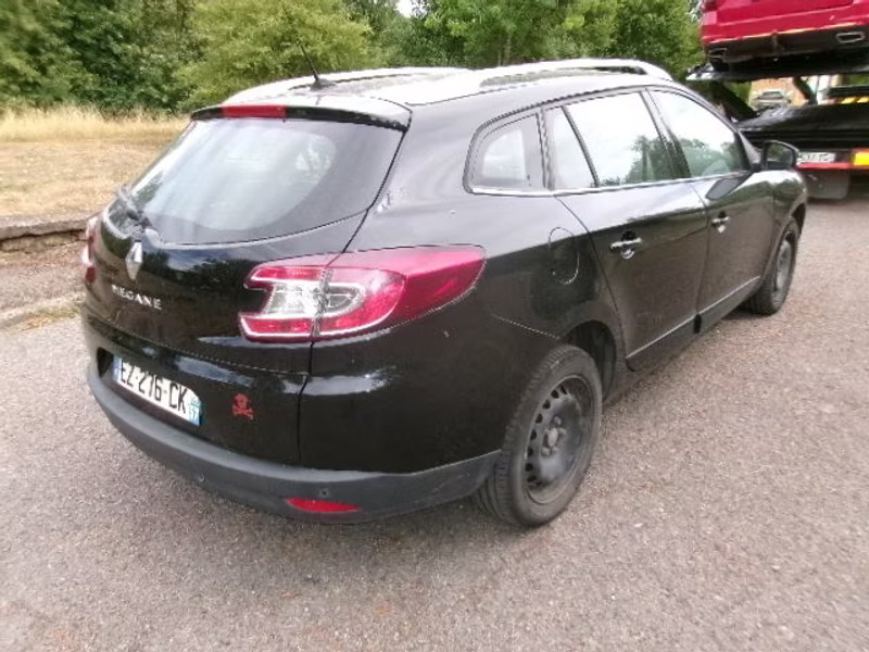 RENAULT MEGANE ESTATE 1.6 DCI 5P — zdjęcie 4
