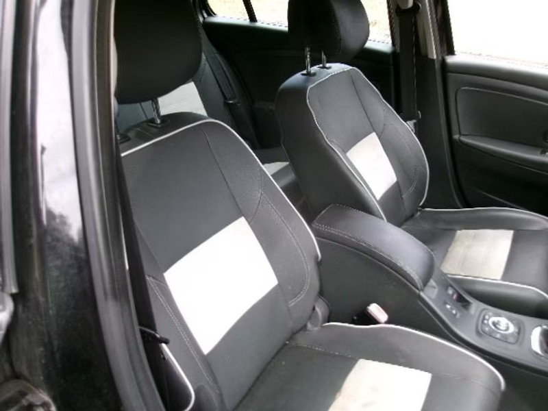 RENAULT MEGANE ESTATE 1.6 DCI 5P — zdjęcie 6