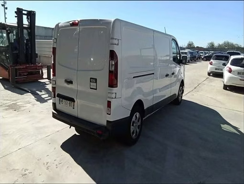 RENAULT TRAFIC L2H1 3000 KG 2.0 — zdjęcie 3