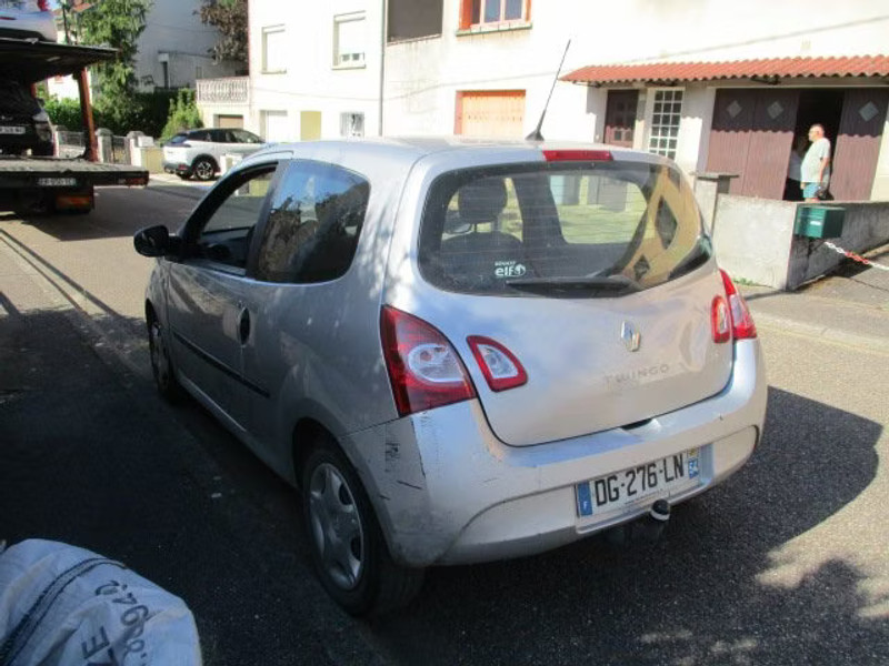 RENAULT TWINGO 1.2 I 3P — zdjęcie 4