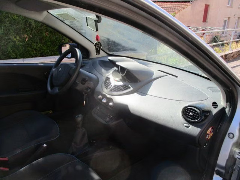 RENAULT TWINGO 1.2 I 3P — zdjęcie 6