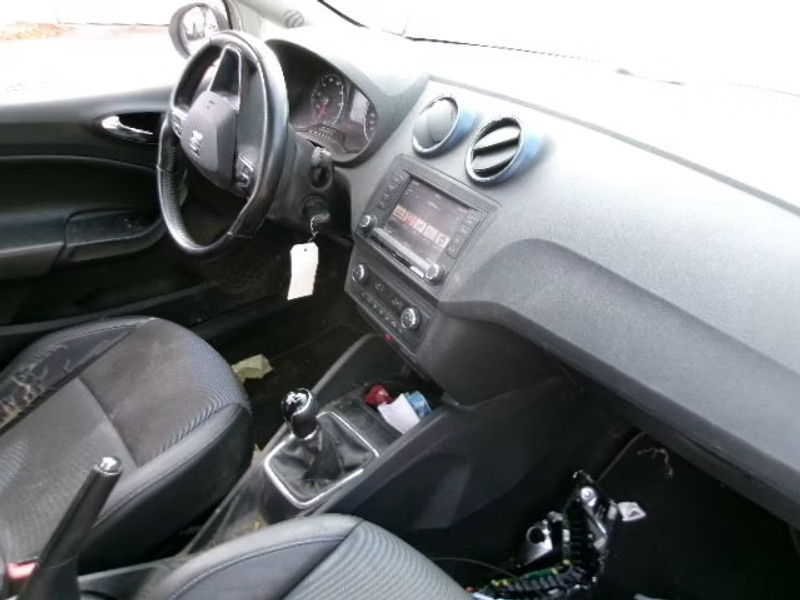 SEAT IBIZA 1.2 TSI 3P — zdjęcie 7