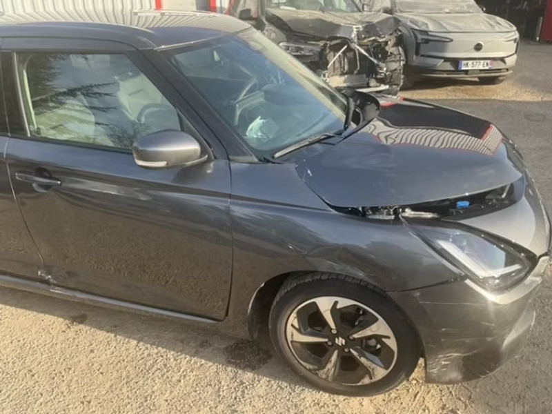 SUZUKI Swift — zdjęcie 3