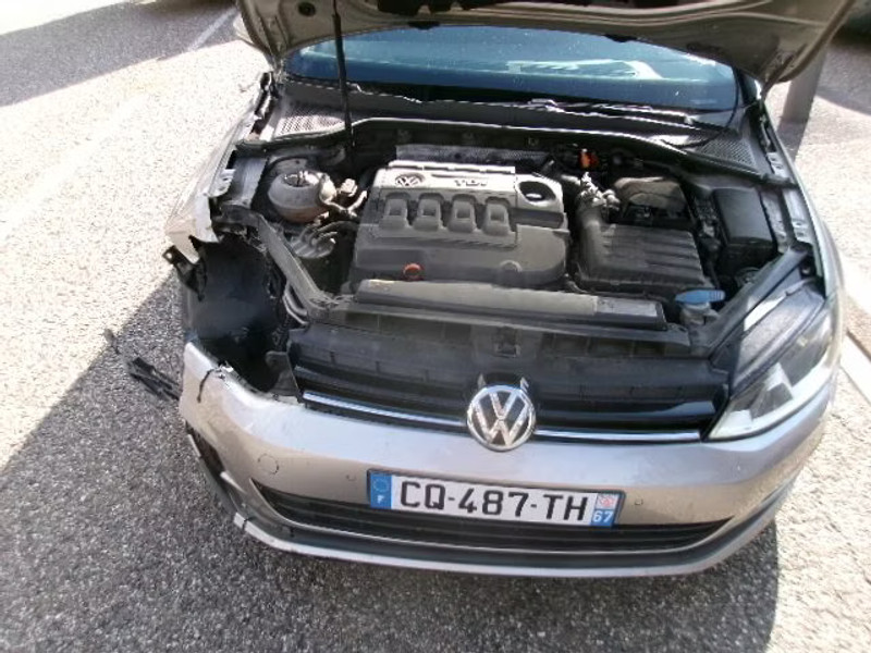 VOLKSWAGEN GOLF 1.6 TDI 5P — zdjęcie 5