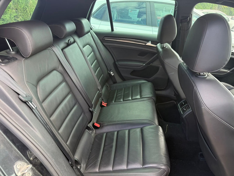 VOLKSWAGEN GOLF GTD 2.0 184 — zdjęcie 12