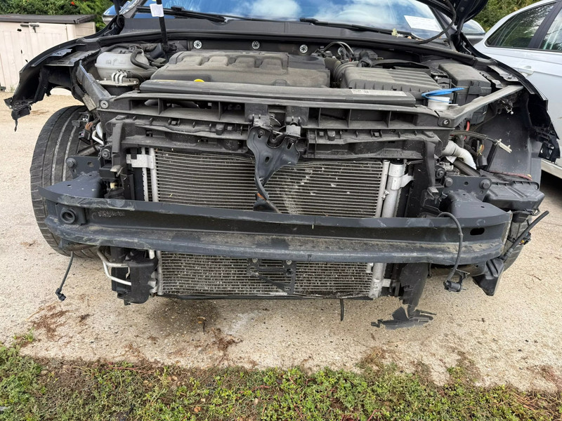 VOLKSWAGEN GOLF GTD 2.0 184 — zdjęcie 14