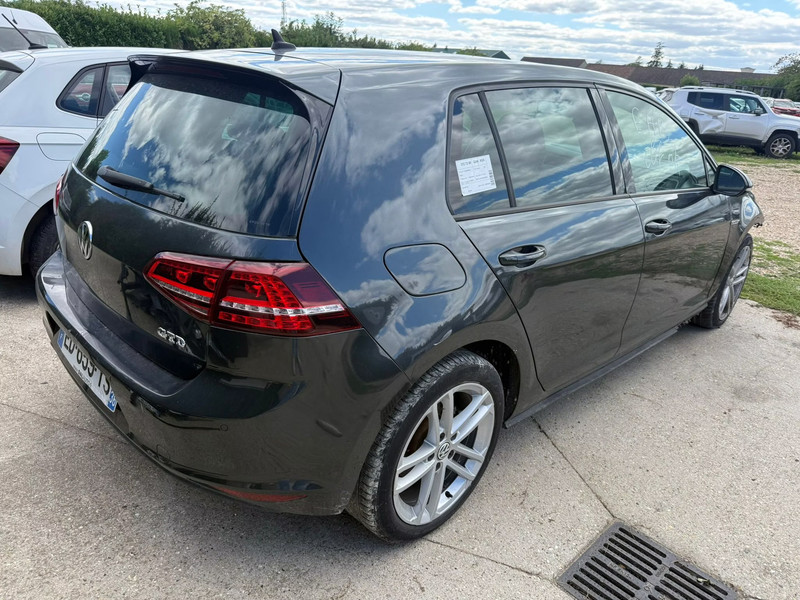 VOLKSWAGEN GOLF GTD 2.0 184 — zdjęcie 2