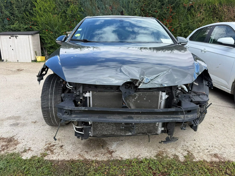 VOLKSWAGEN GOLF GTD 2.0 184 — zdjęcie 5