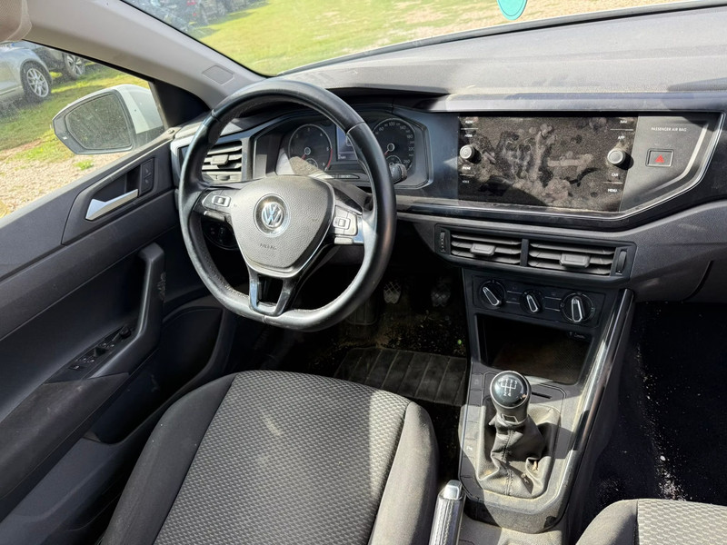 VOLKSWAGEN POLO 1.6 80 — zdjęcie 12